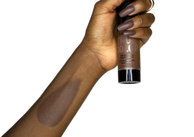 Ebony Brown – Black Opal True Color Pore Perfecting Liquid Foundation