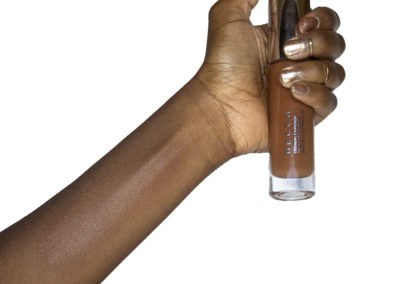 Mahogany – Becca Ultimate Coverage 24-Hour Foundation