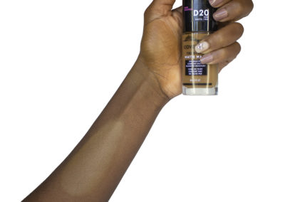 D20 – COVERGIRL TruBlend Matte Made Liquid Foundation