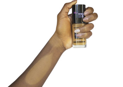 T70 – COVERGIRL TruBlend Matte Made Liquid Foundation