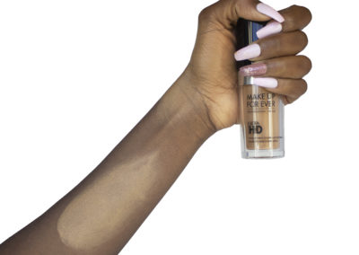 Y415 – Make Up For Ever Ultra HD Invisible Cover Foundation