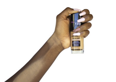 T30 – COVERGIRL TruBlend Matte Made Liquid Foundation