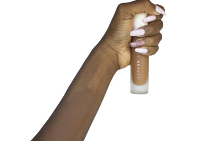 445 – Fenty Beauty Pro Filt’r Soft Matte Longwear Foundation